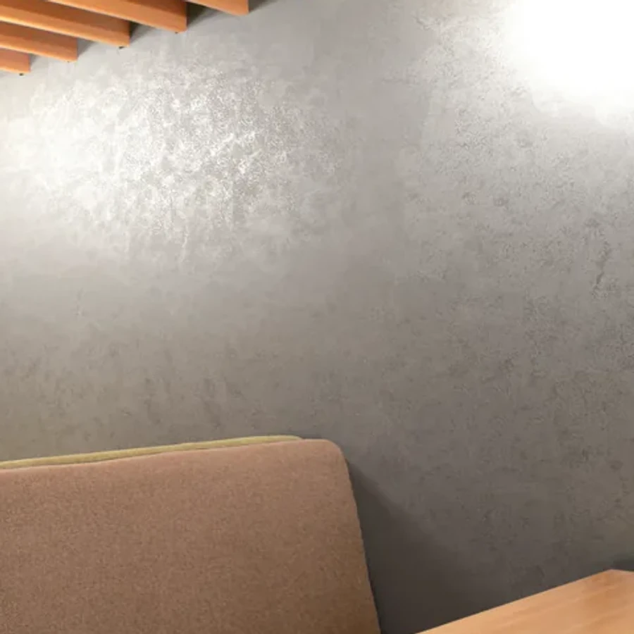 Travertine Pearl — Oval Trowel Effect — Stone finish applied